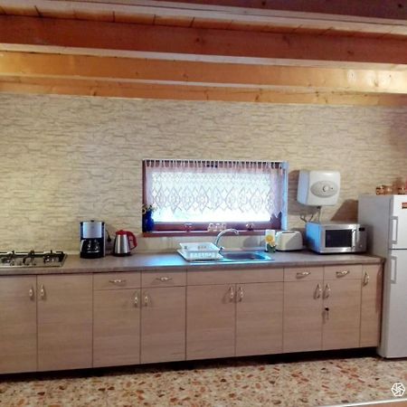 Moldoveneşti The Wooden House 빌라 외부 사진